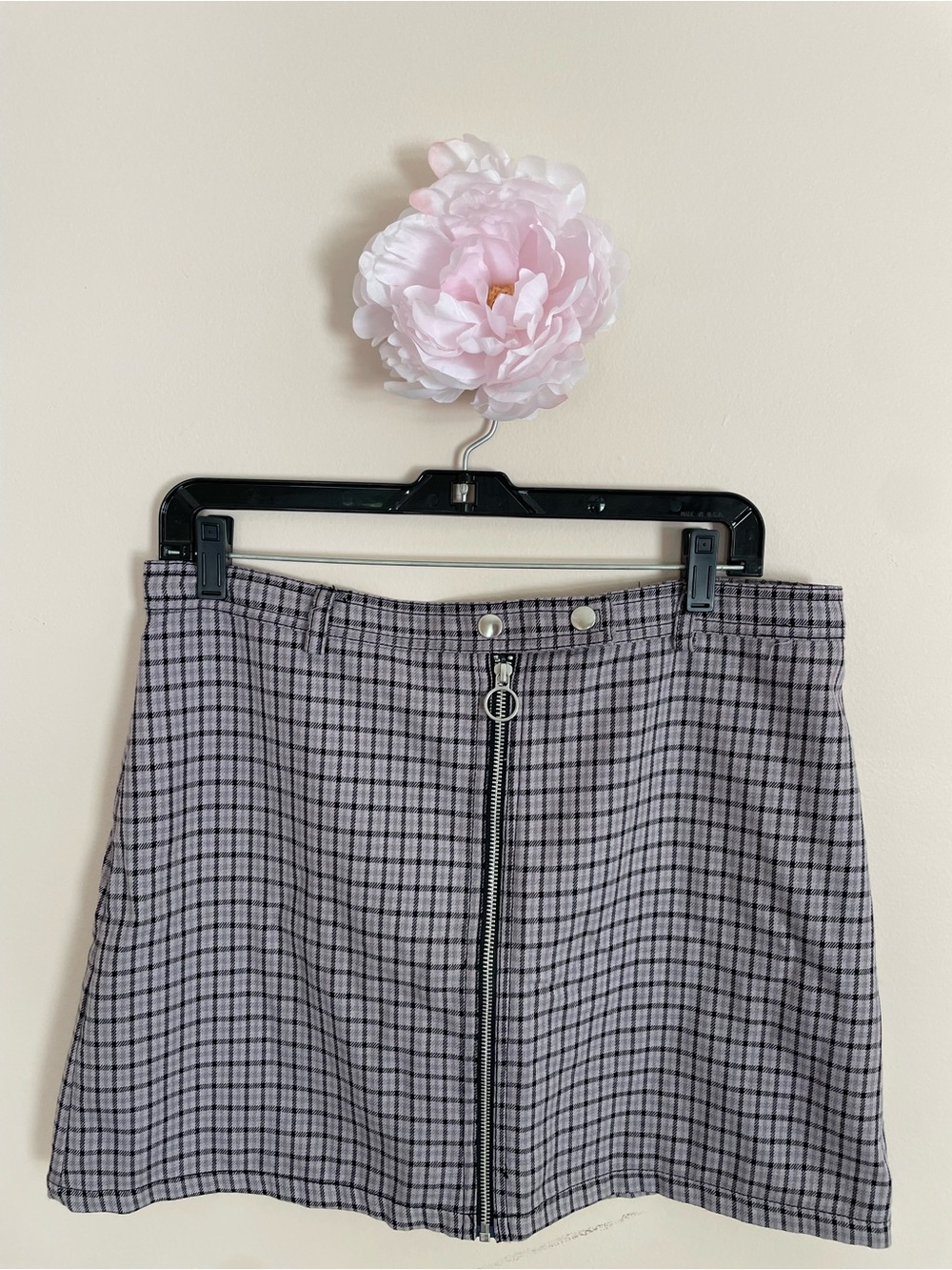 wild fable Plaid Zip-Front Mini Skirt in Light Gray and Black